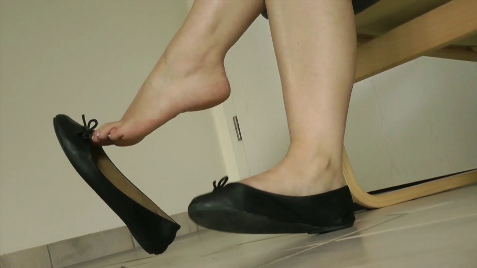 Ballerinas Flip Flops and more – BalletFlatsDanglingTeasing
